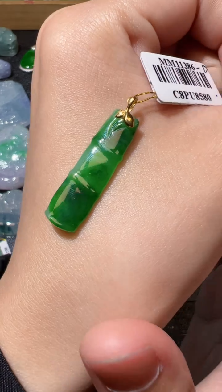 【闪购商品】翡翠18K金镶嵌挂件我