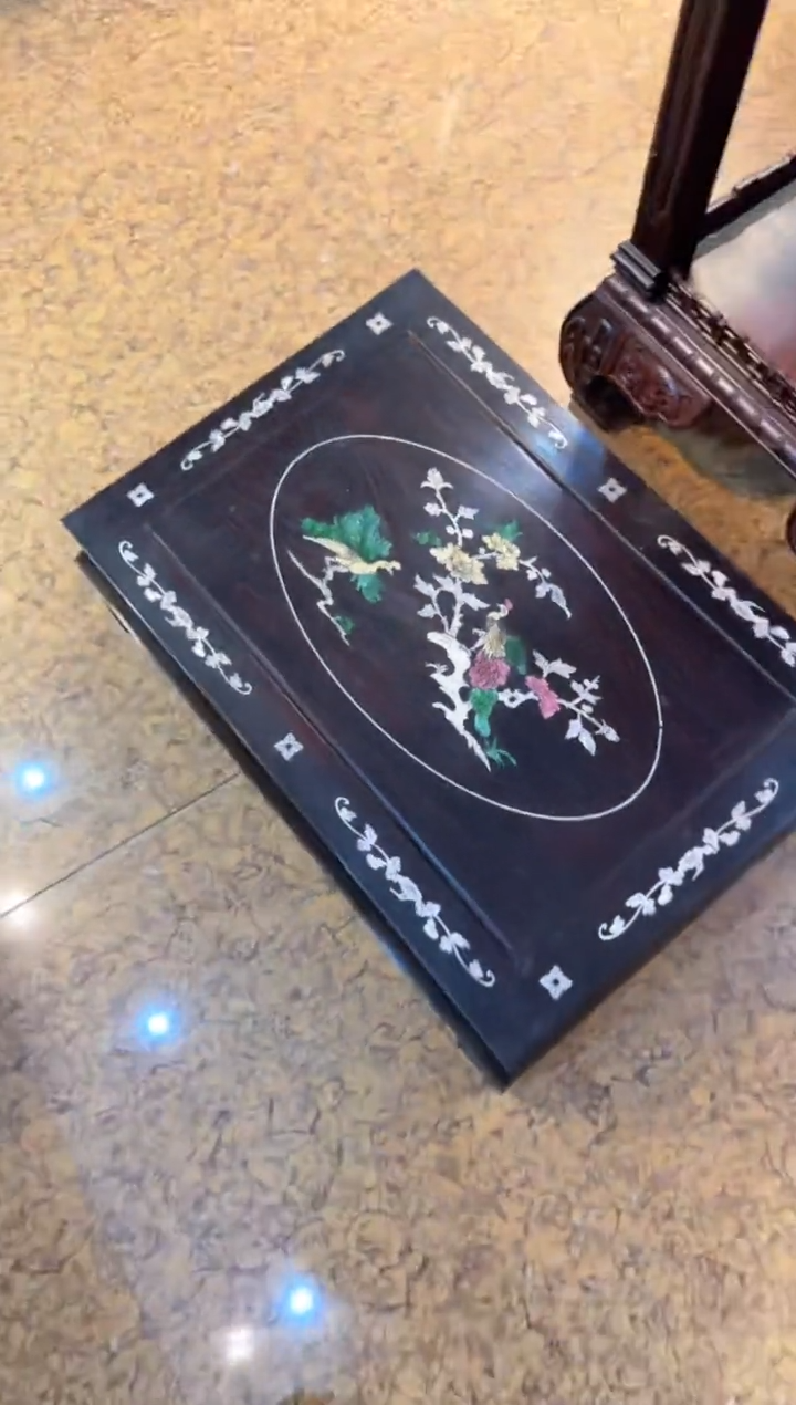 【闪购商品】木非洲 紫檀   镶嵌炕桌    工艺品