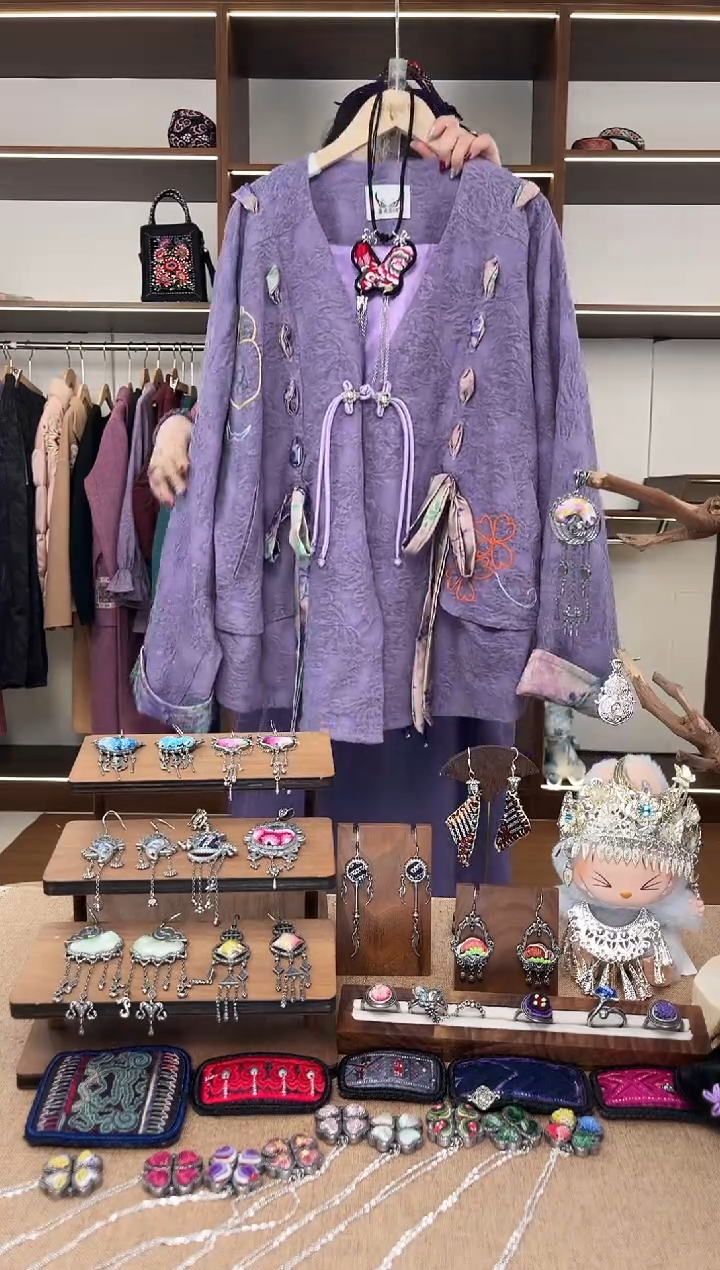 织绣A05黔东南苗族刺绣