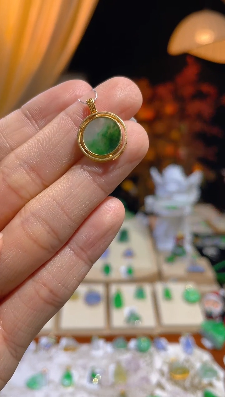 【闪购商品】翡翠颈饰18K金镶嵌假一赔三