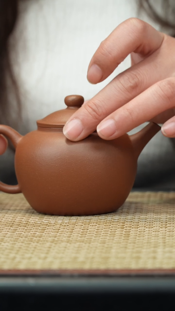 【闪购商品】紫砂茶壶降坡泥旭帽150c