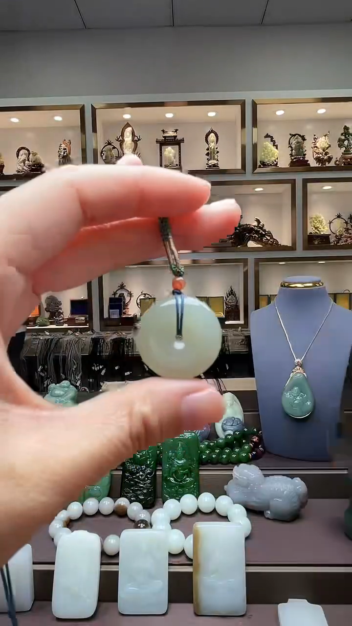 【闪购商品】和田玉颈饰未镶嵌1