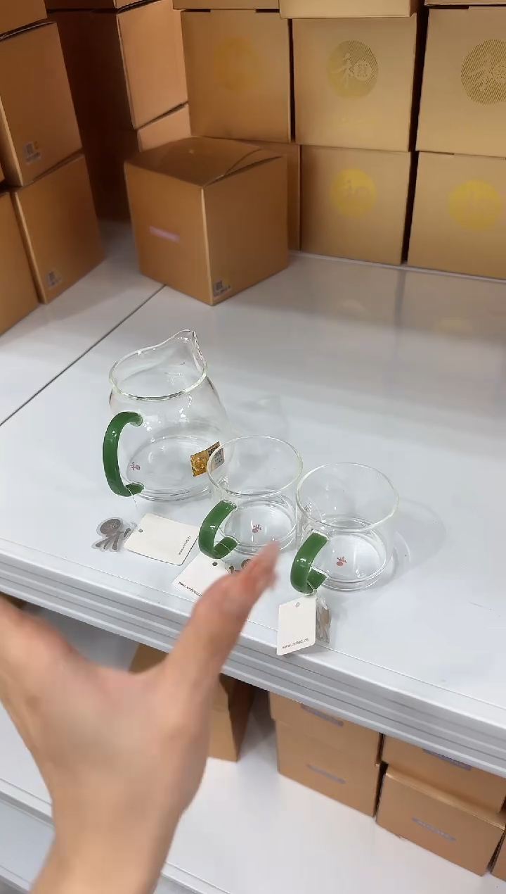 @@禾器泽然翡翠玉+逸杯翡翠玉两只
