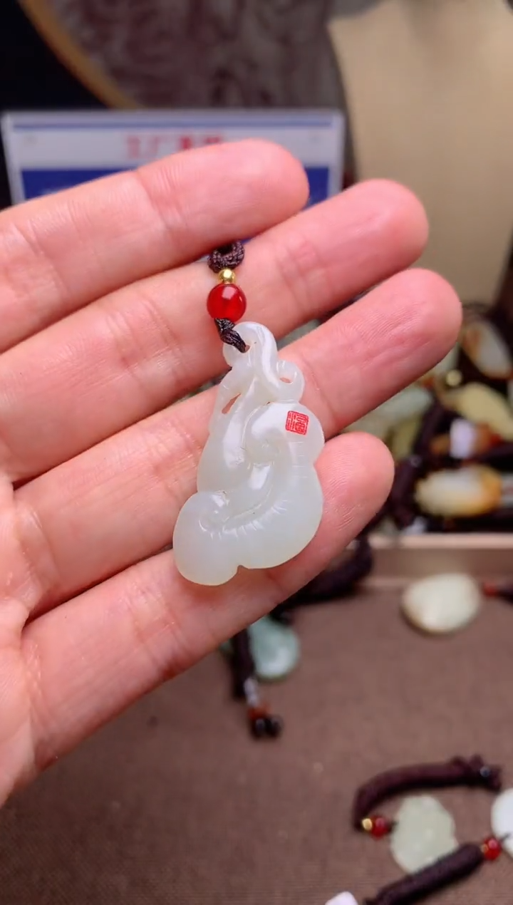 【闪购商品】和田玉颈饰未镶嵌1