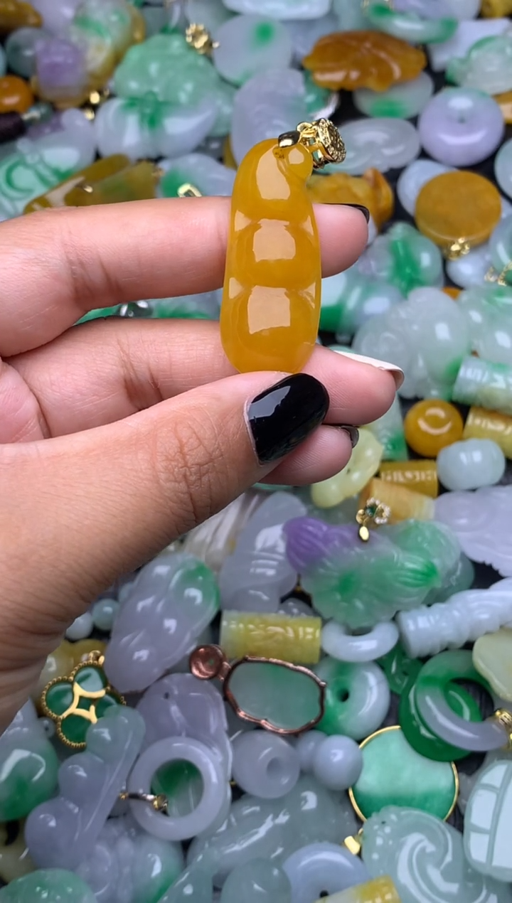 翡翠未镶嵌颈饰天然缅甸翡翠吊坠