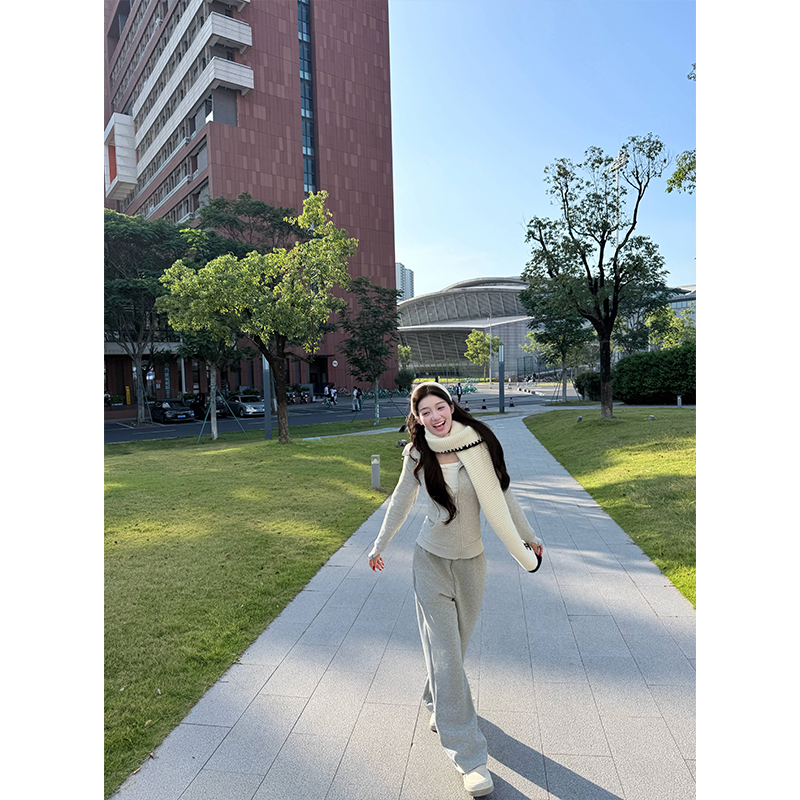 来财小马.【奶芙裤】慵懒松弛感冬日报恩加绒加厚直筒休闲裤子女