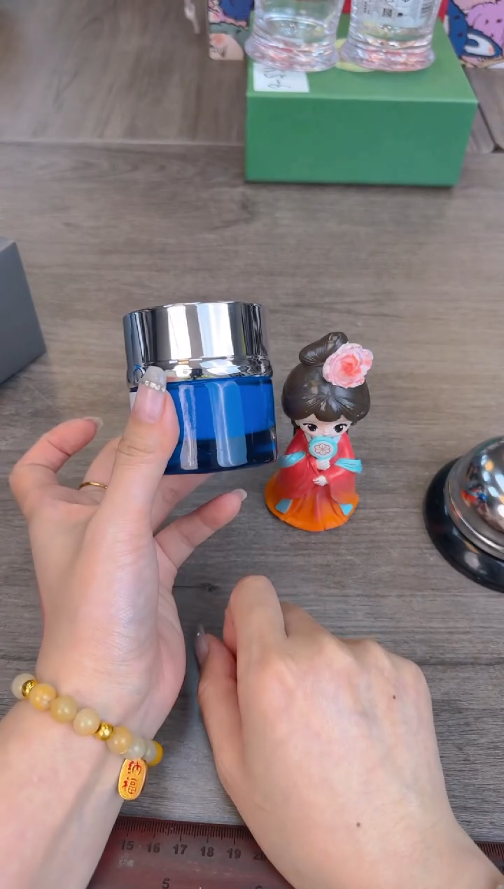 瓷片新号开播漏不停@@CQ582