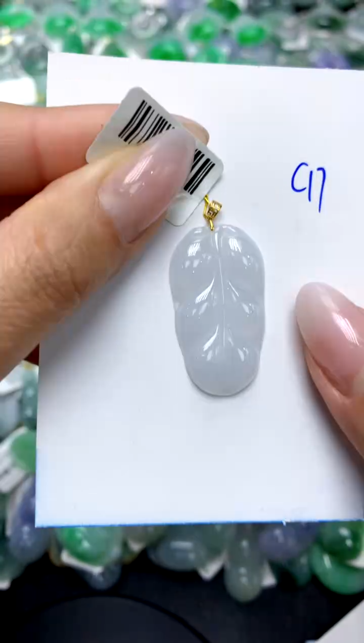 翡翠18K金镶嵌颈饰111111111111111