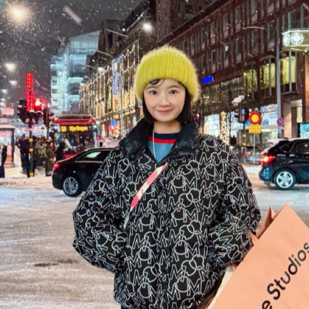 未使用 MONCLER 徽标logo满印羽绒服