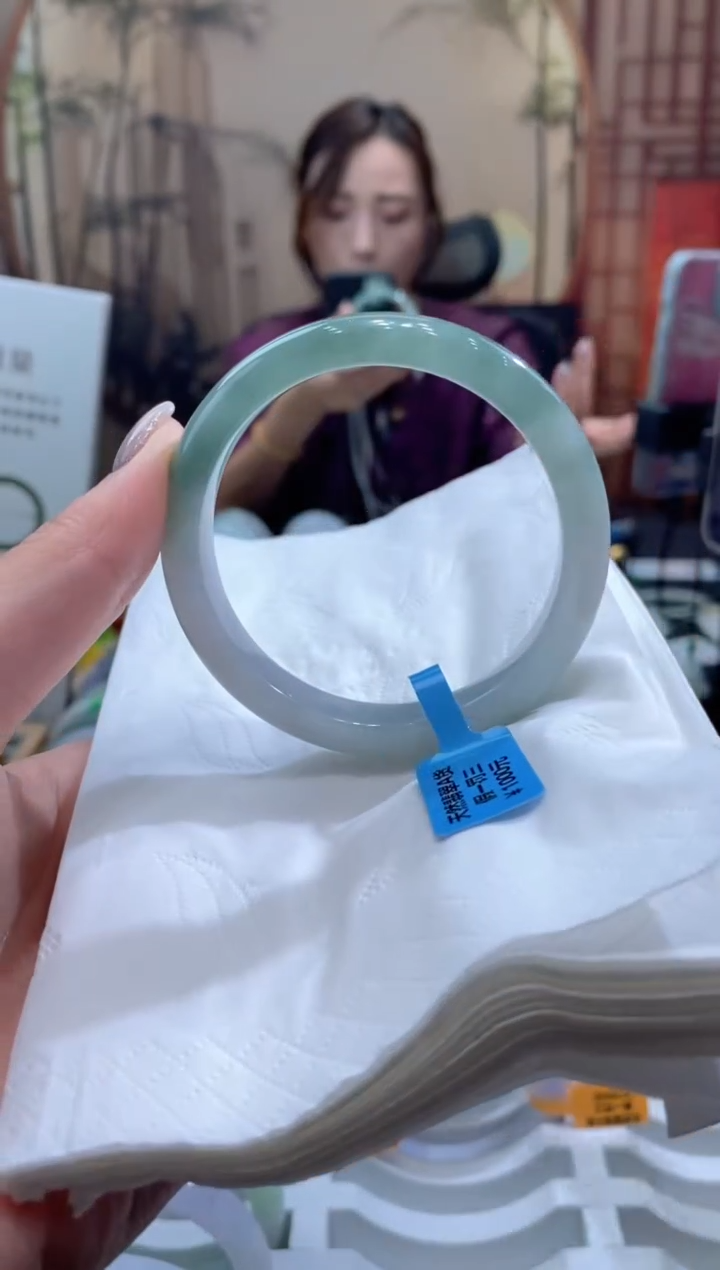 未镶嵌手镯翡翠000072535