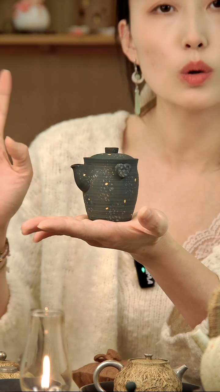 言野手作 初雪祥云宝瓶