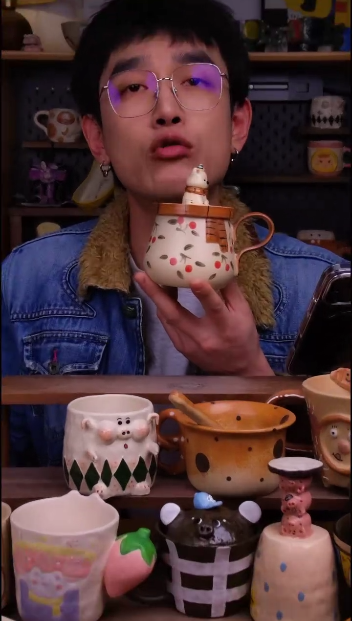 杯子陶景德镇可爱设计师款陶瓷（带盖杯）