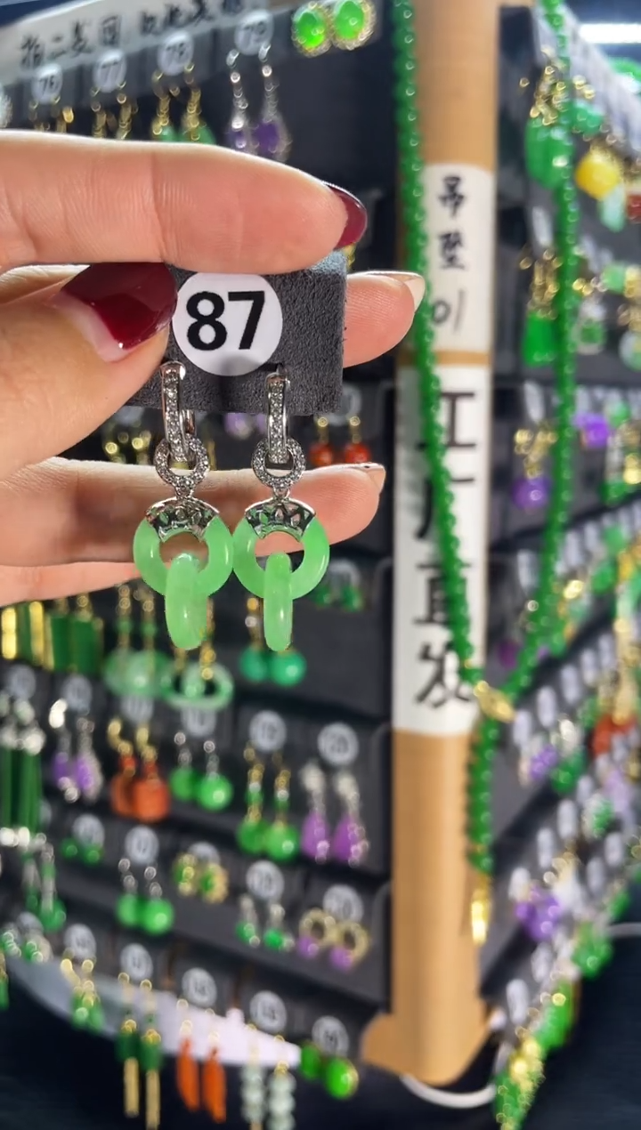 【闪购商品】翡翠耳饰银S925镶嵌87..