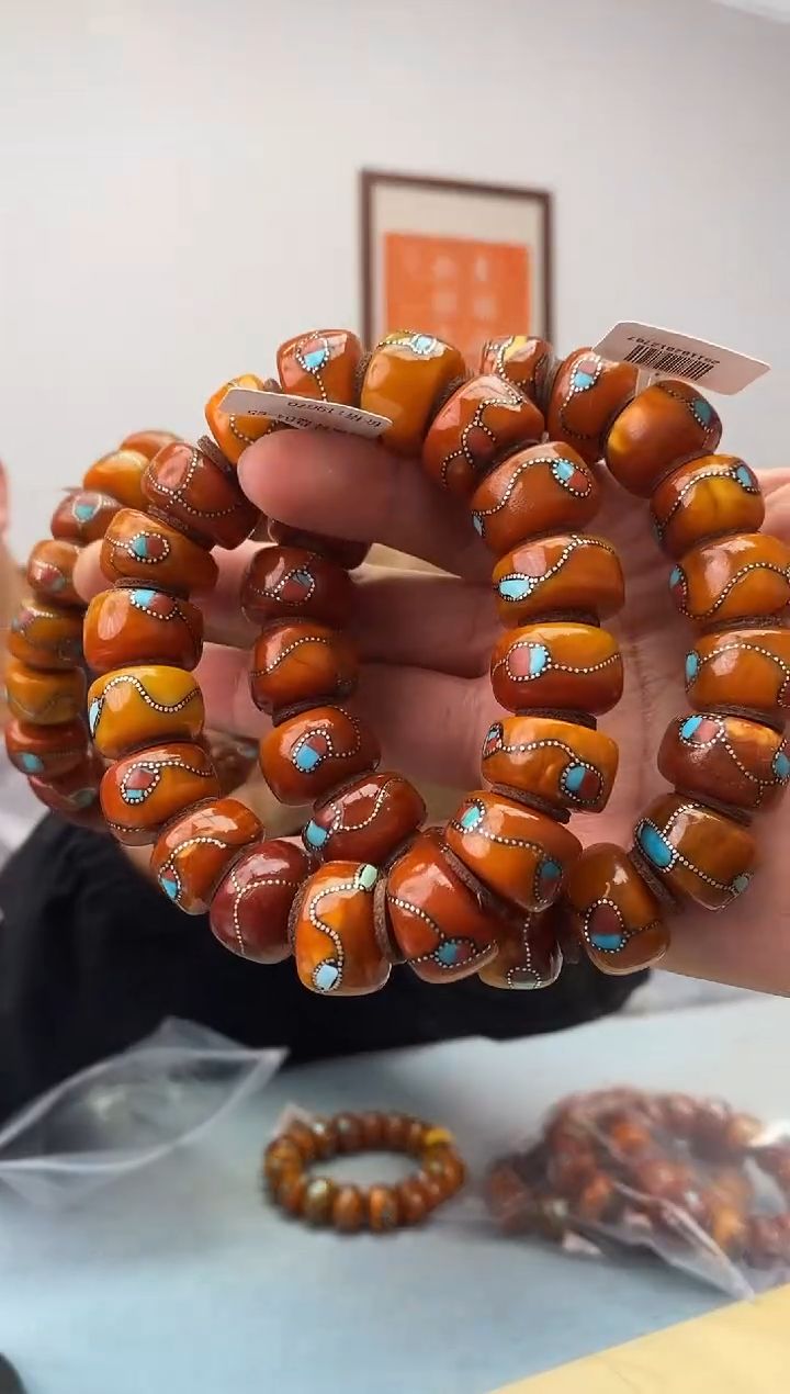 琥珀未镶嵌珠宝奇石假一罚十，多样性发一件064