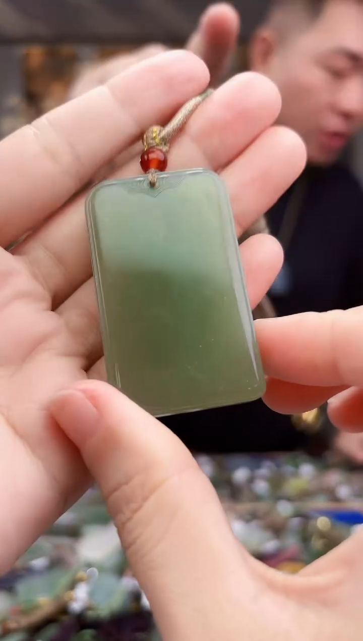 未镶嵌和田玉挂件拍一发一