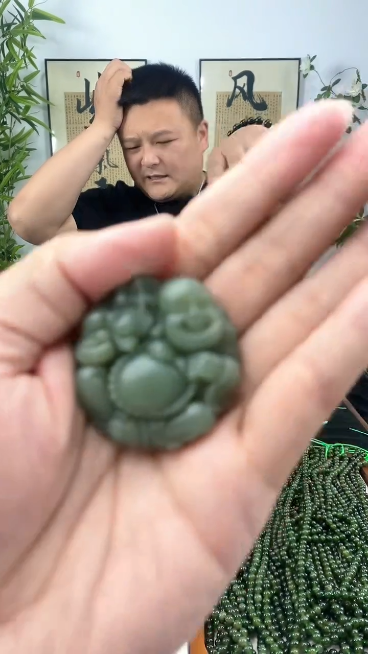 和田玉未镶嵌颈饰1
