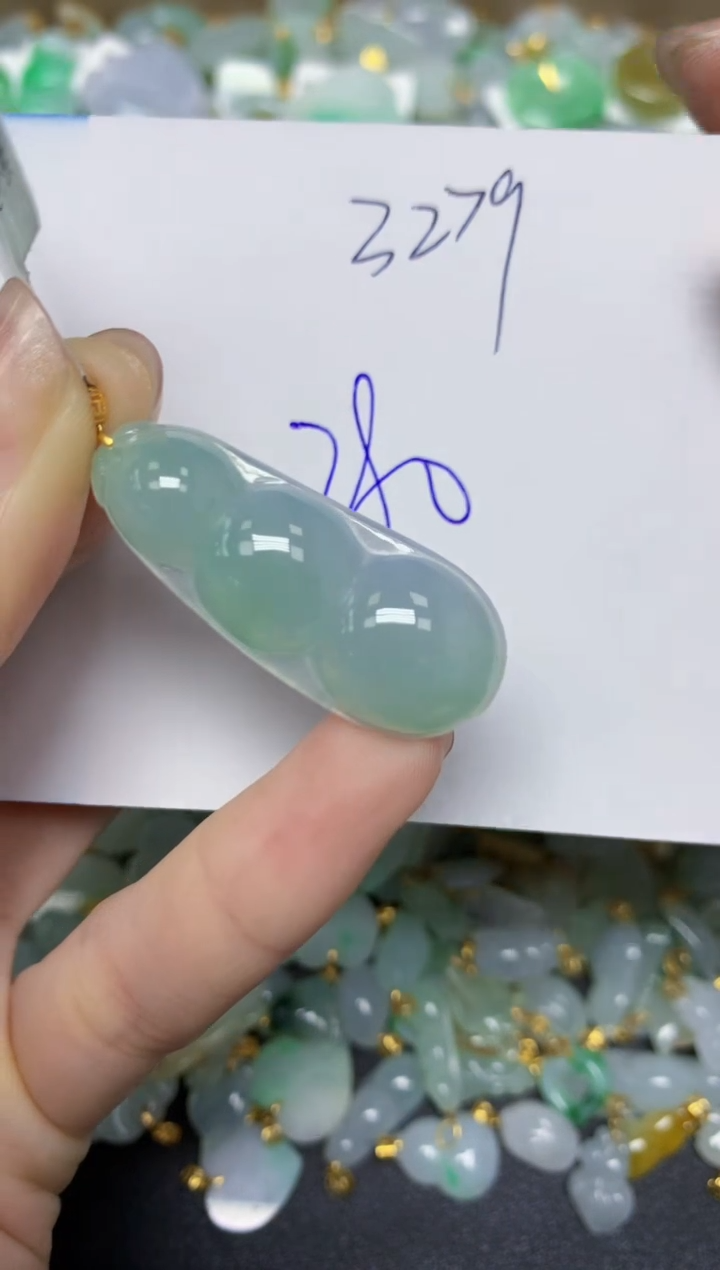 【闪购商品】翡翠颈饰18K金镶嵌 天然翡翠A货