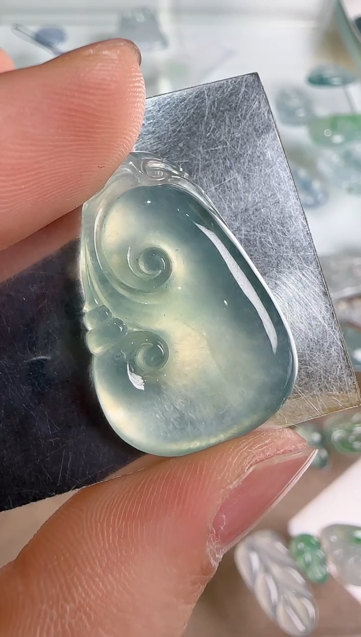 【闪购商品】翡翠吊坠(不含链)未镶嵌..