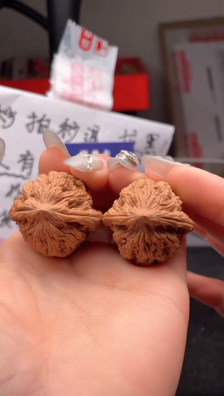 【闪购商品】文玩核桃吊坠228 麦穗虎头 33