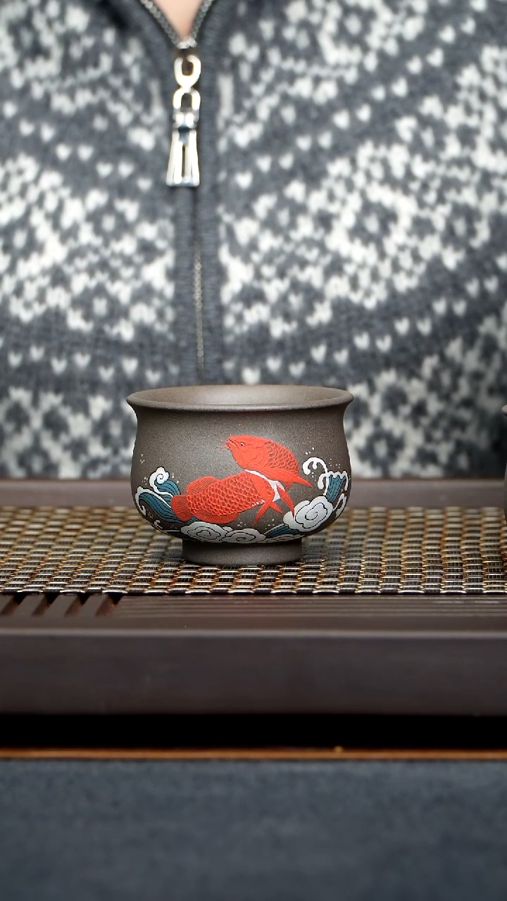 茶杯紫泥海*?鸿运当头原矿零添加青灰紫泥全手工制作150毫升