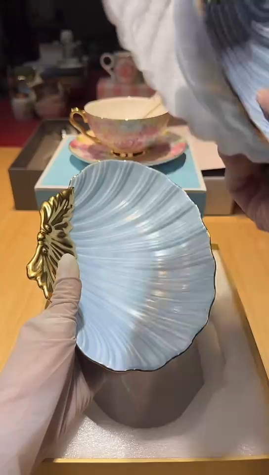 瓷片生活的本意是开心啊@@1