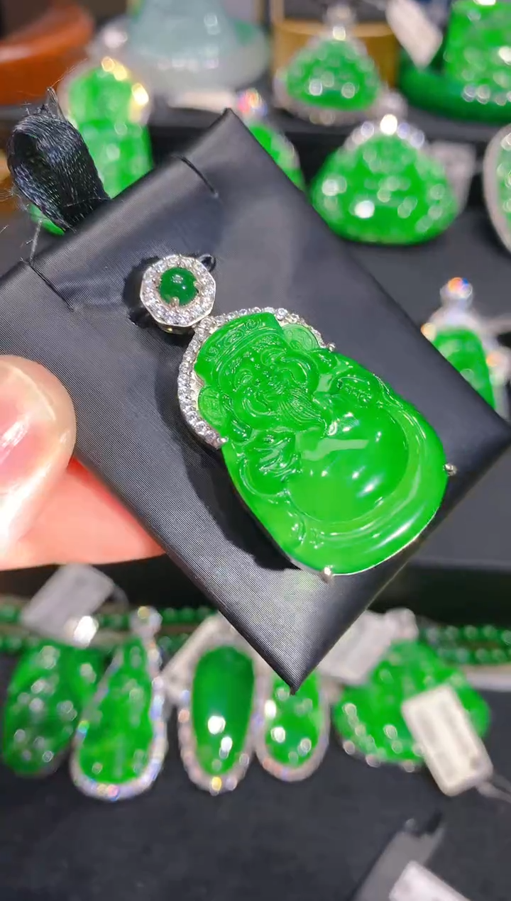 【闪购商品】翡翠颈饰银S925镶嵌50一季