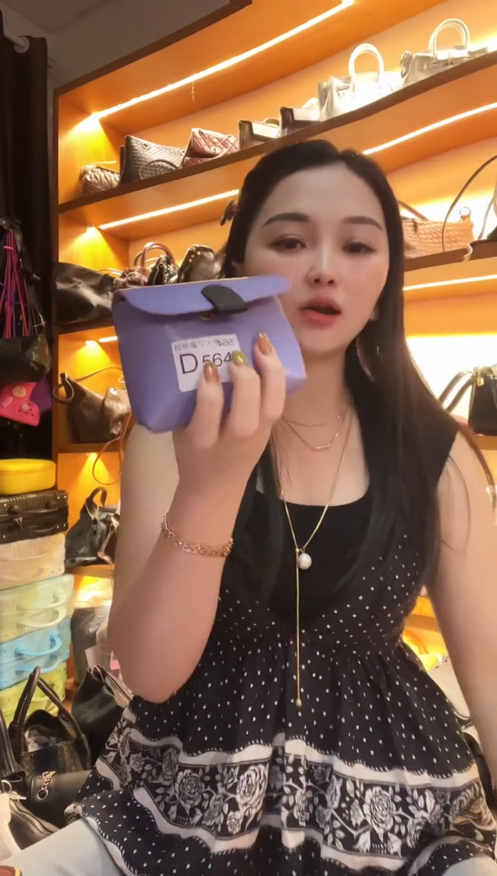 牛皮高端订制时尚百搭女士 手提 腋下 斜跨包