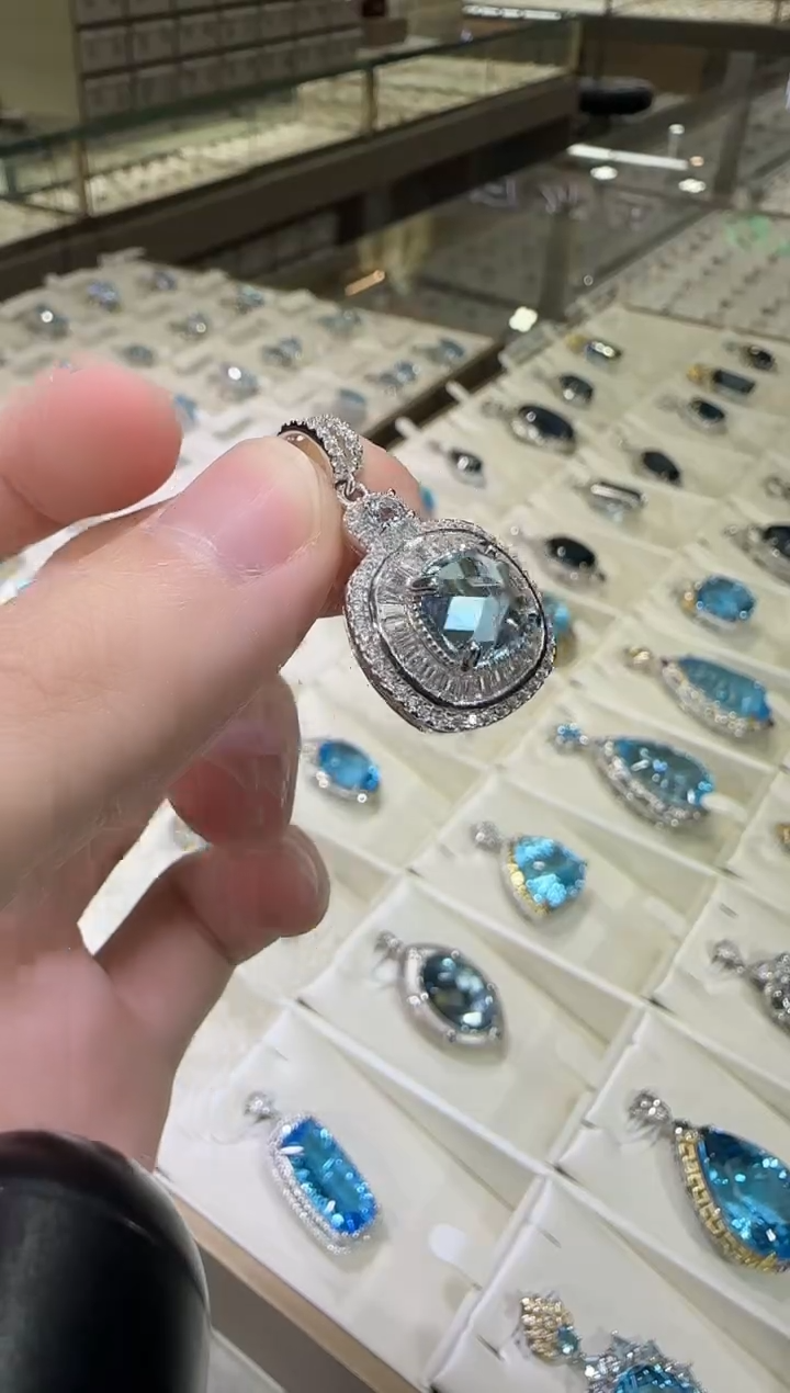 颈饰银S925镶嵌托帕石糖塔