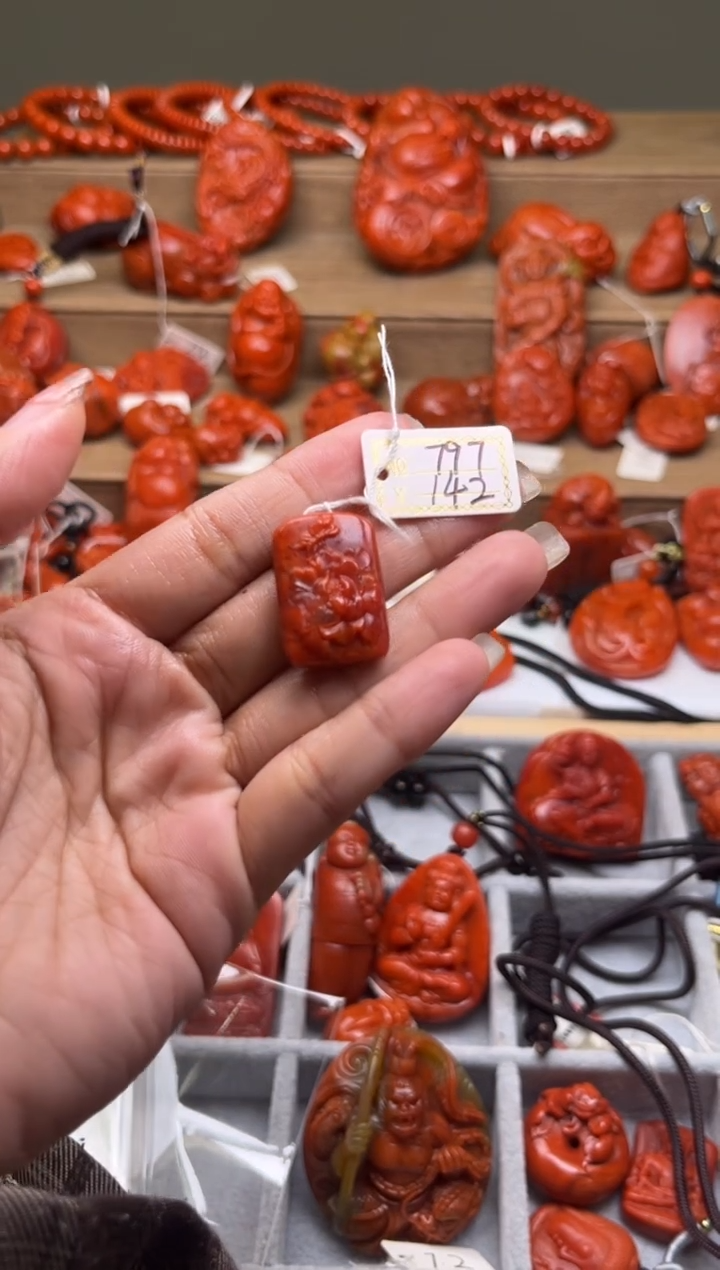 【闪购商品】南红玛瑙珠宝奇石未镶嵌797