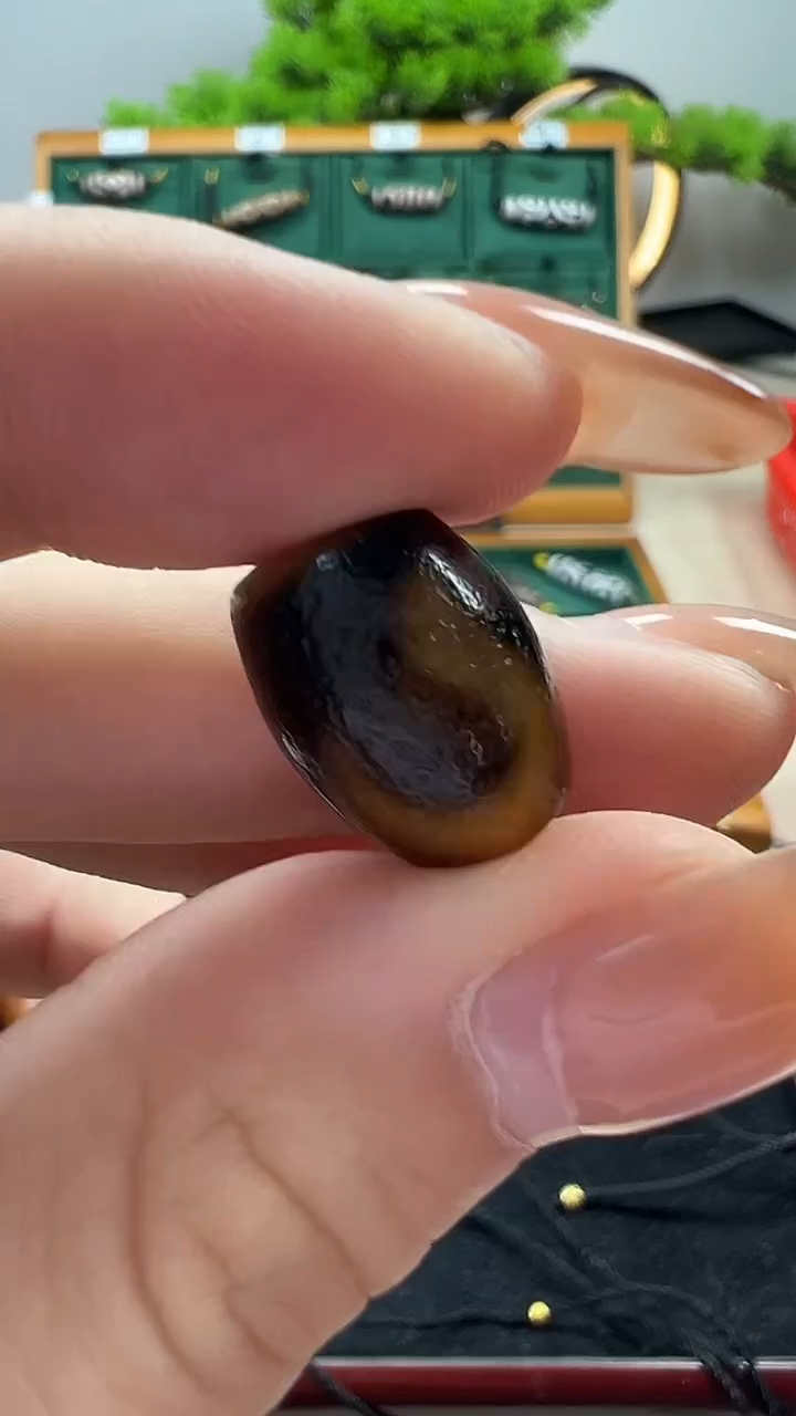 玛瑙/玉髓（覆膜）颈饰未镶嵌12.（微瑕随机发货）