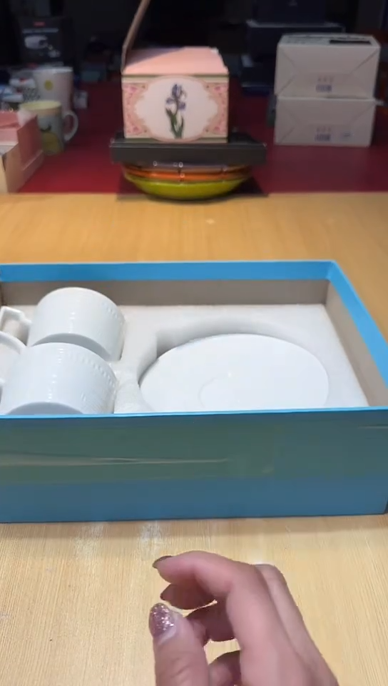 瓷片生活的本意是开心啊@@1