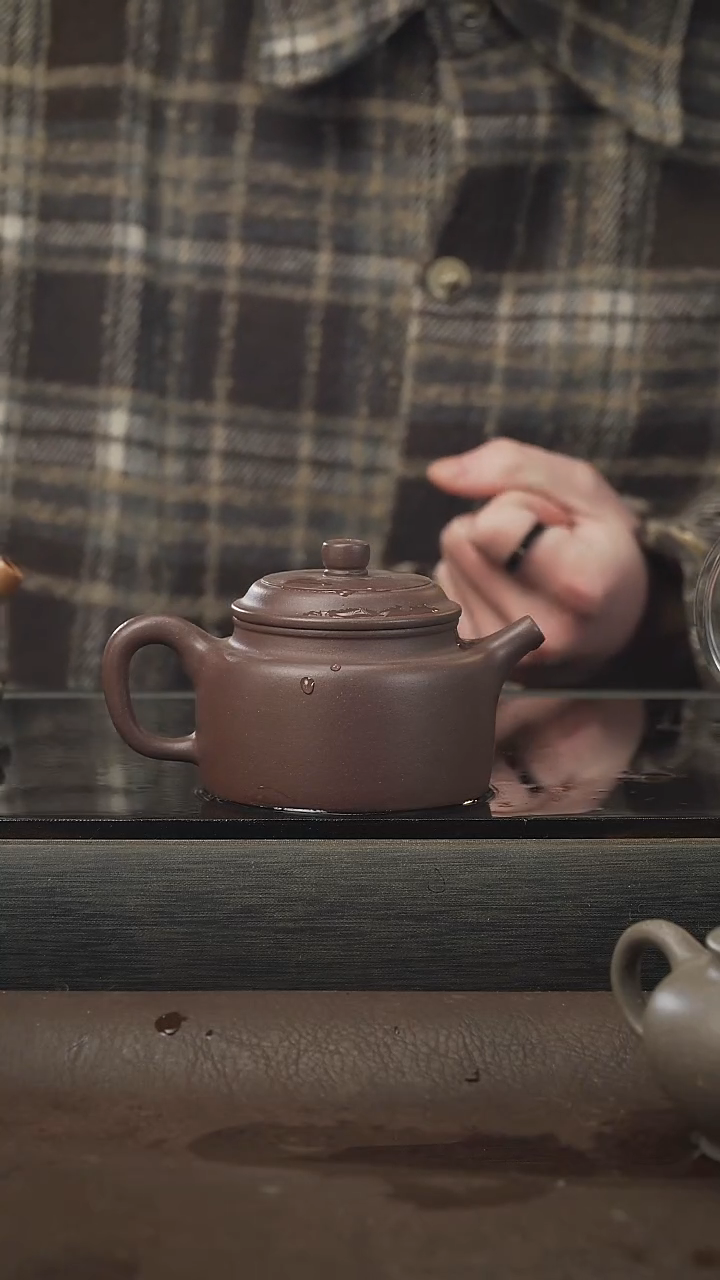 茶壶紫砂好**.德钟，紫泥，150cc