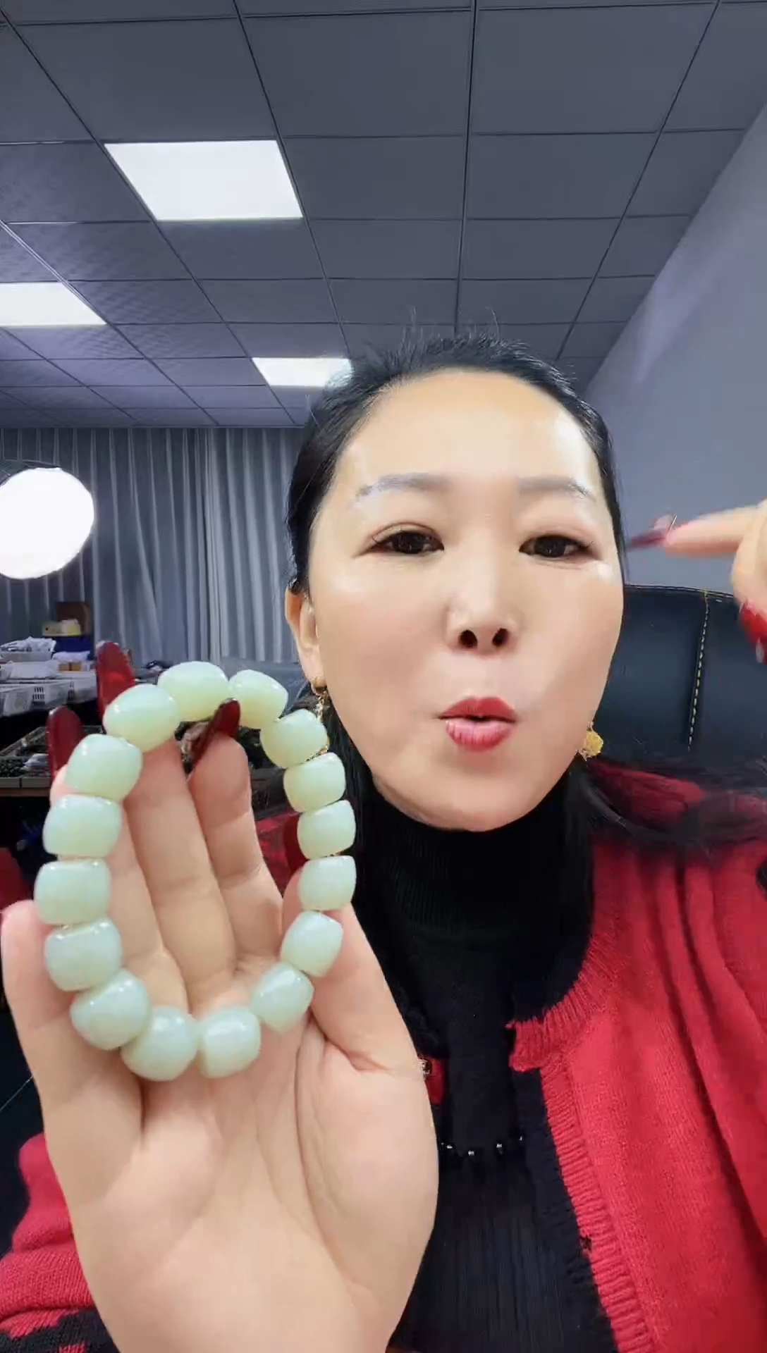 未镶嵌手串和田玉天然和田玉新疆且末奶白蓝14