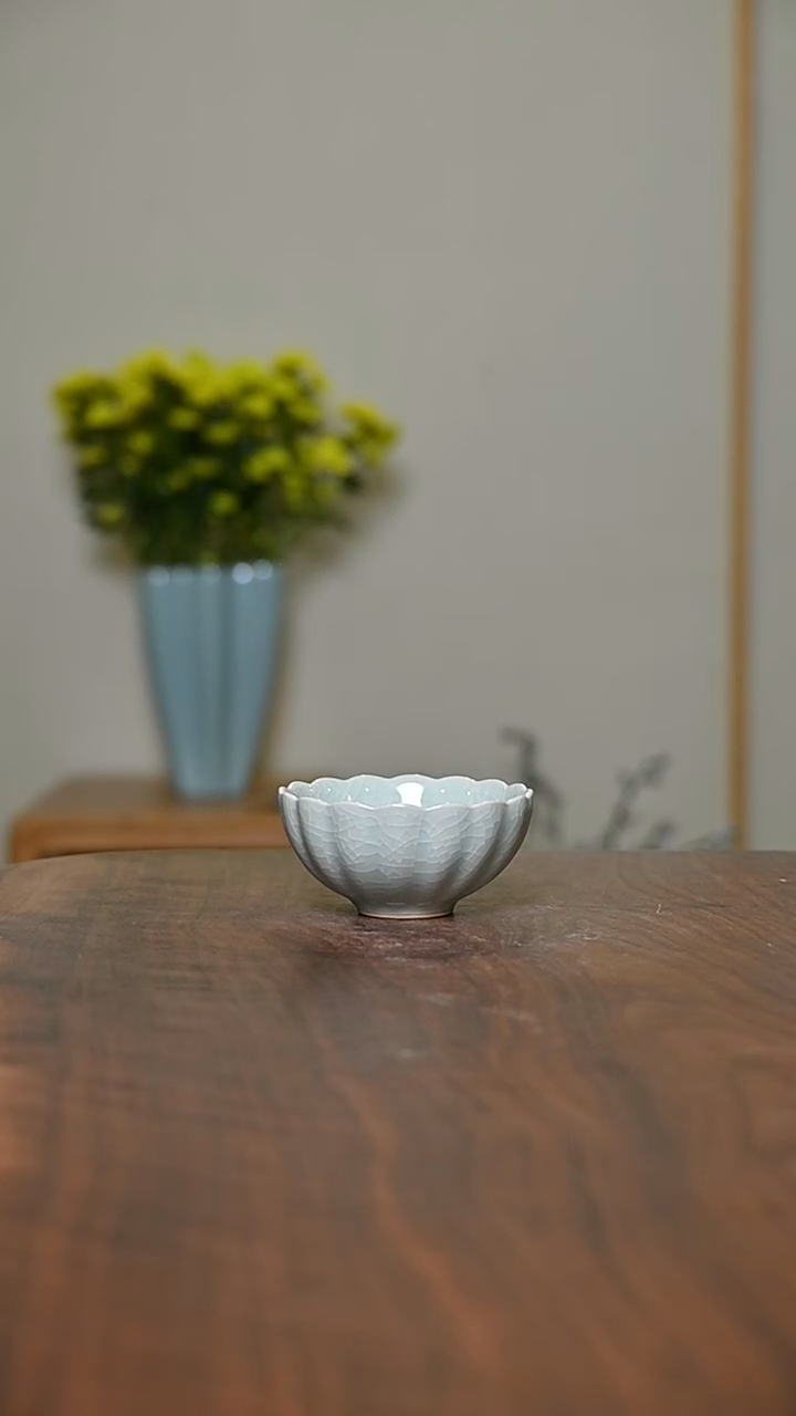 粉青釉 菊瓣杯 微瑕 朱家汝窑款 50ml
