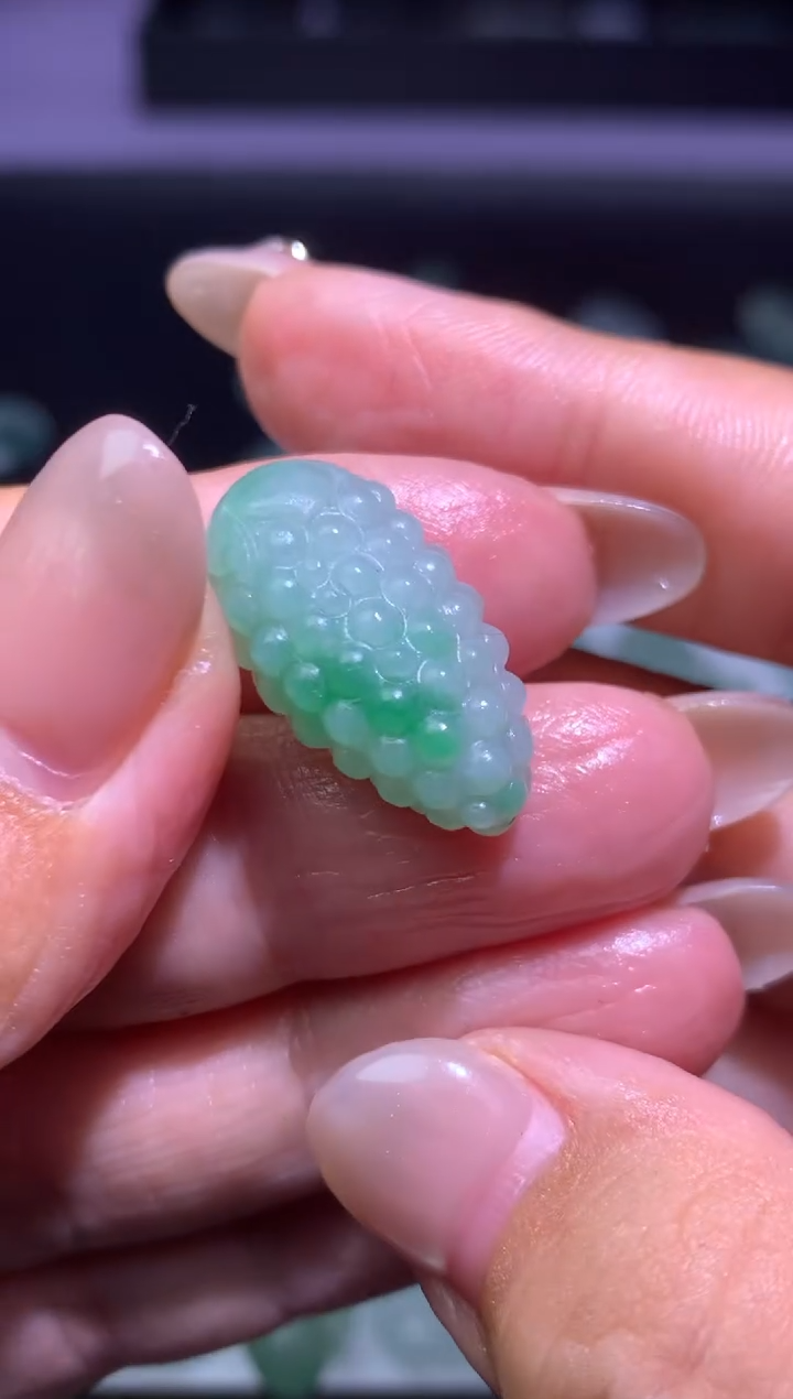 【闪购商品】定制翡翠未镶嵌毛货