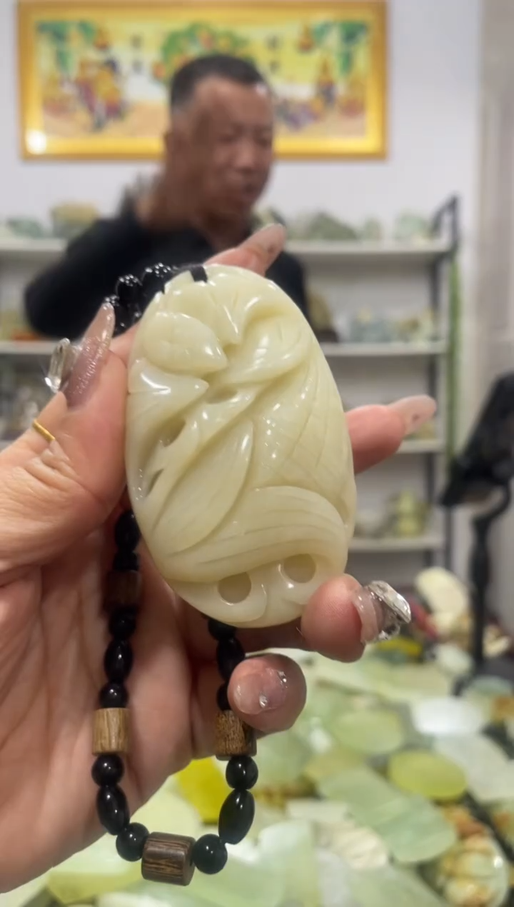 【闪购商品】岫玉手把未镶嵌            