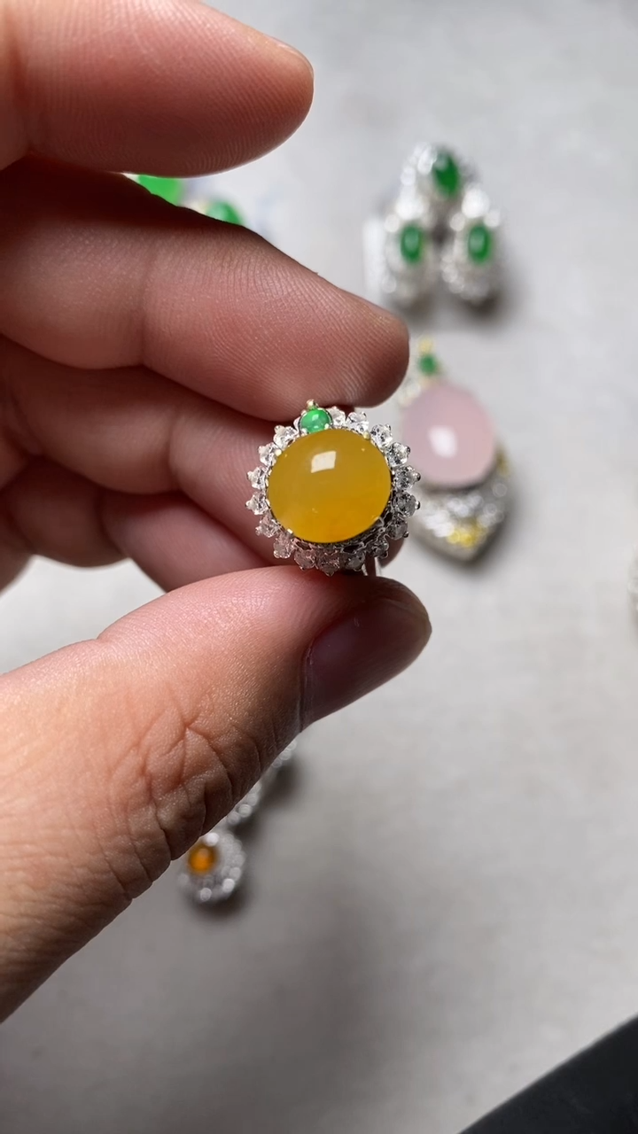 未镶嵌定制翡翠天然缅甸翡翠A货