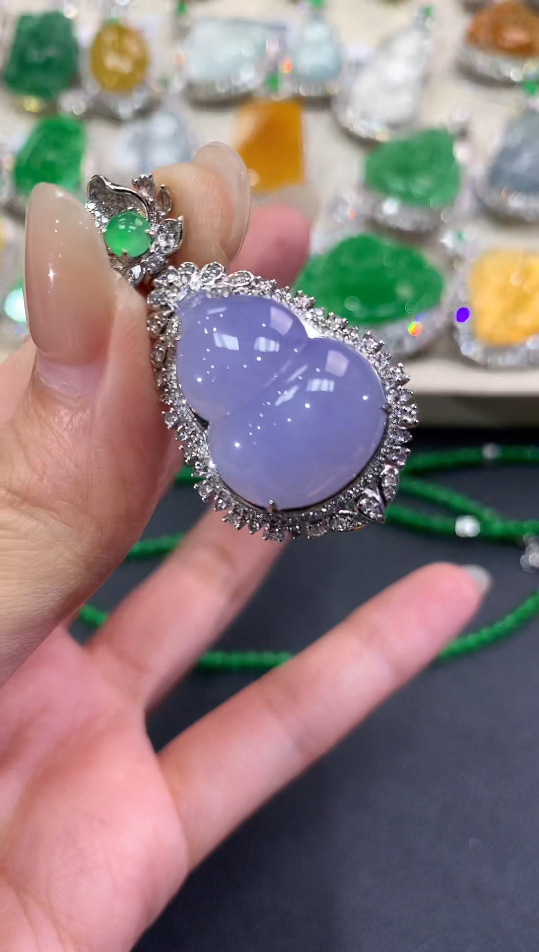 【闪购商品】翡翠吊坠(不含链)18K金镶嵌q187紫货有色差