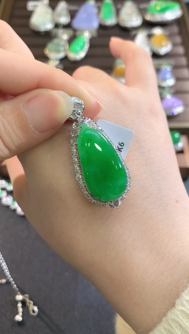 吊坠(不含链)18K金镶嵌翡翠d194    