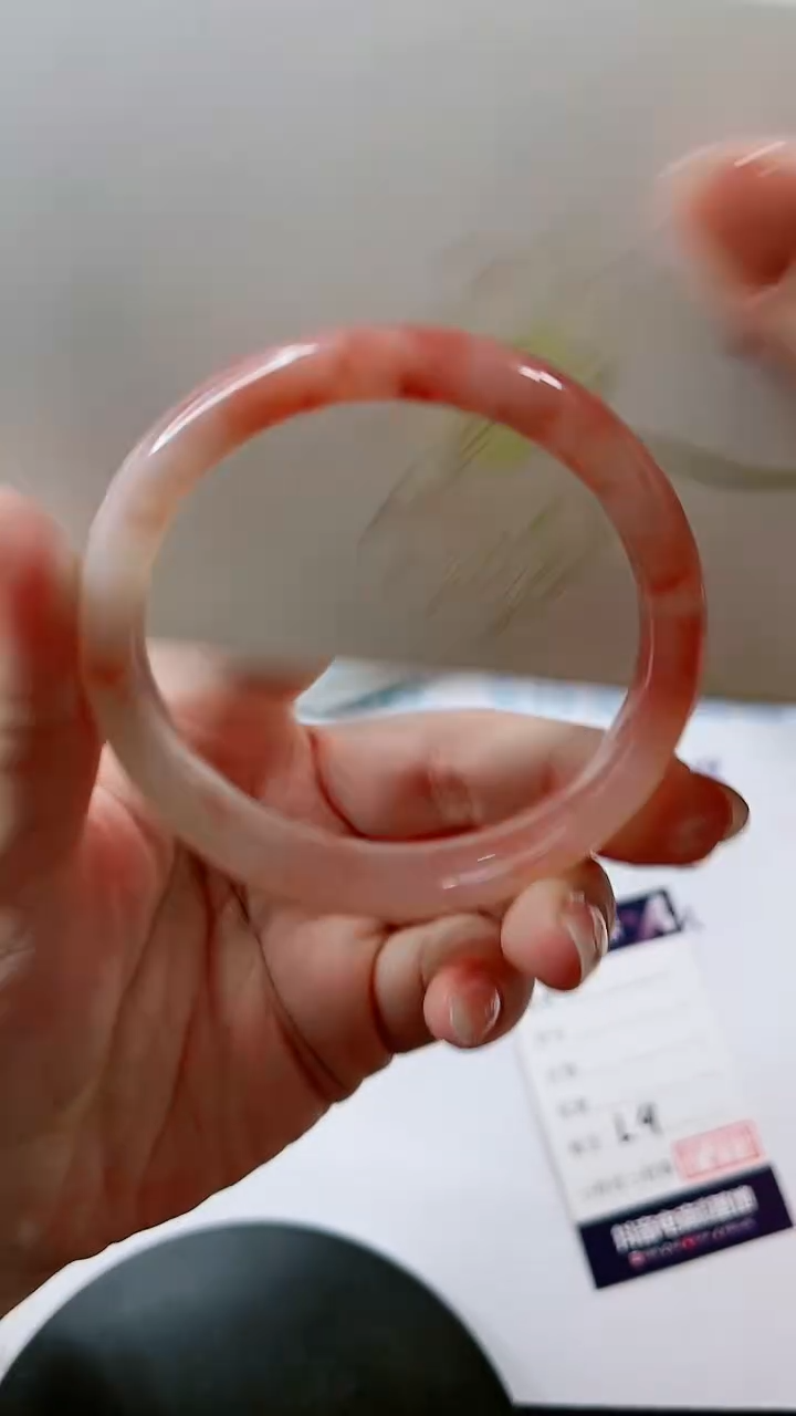 【闪购商品】石英质玉手镯未镶嵌多样性发货L9