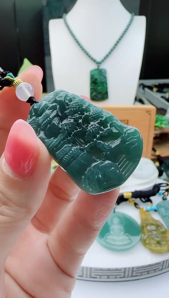 【闪购商品】翡翠颈饰未镶嵌1111111111