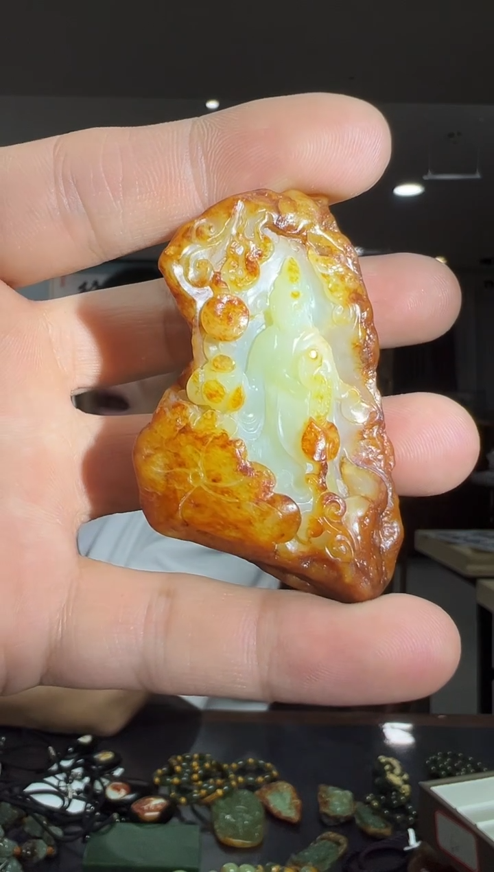 未镶嵌岫岩河磨玉（透闪石质玉）挂件L*精品高货观音