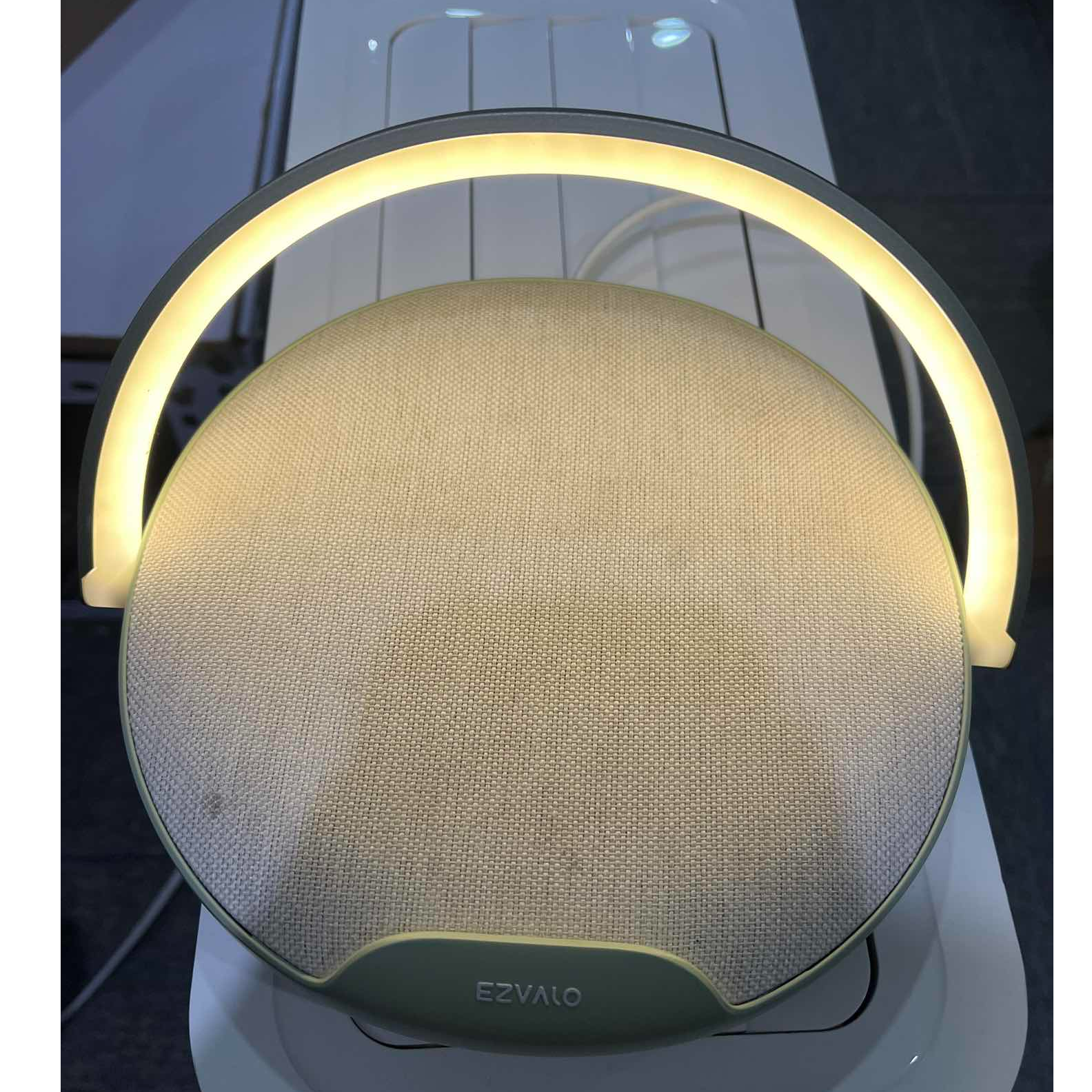 9新 EZVALO/几光 【二手】武汉仓台灯轻微划痕功能完好