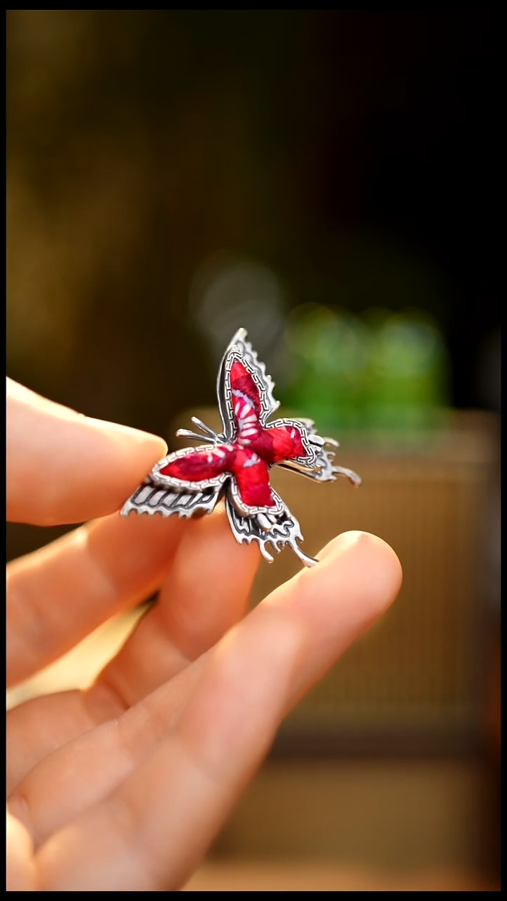 刺绣私人定制苗族手工V838