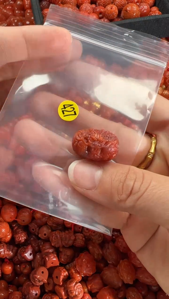 【闪购商品】南红玛瑙颈饰未镶嵌1