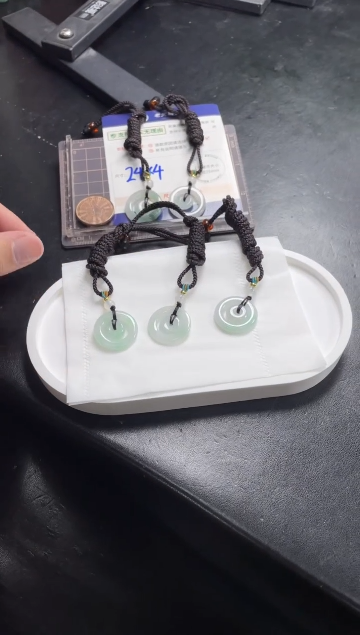 【闪购商品】翡翠挂件未镶嵌子母扣配绳/多样性发其一CP