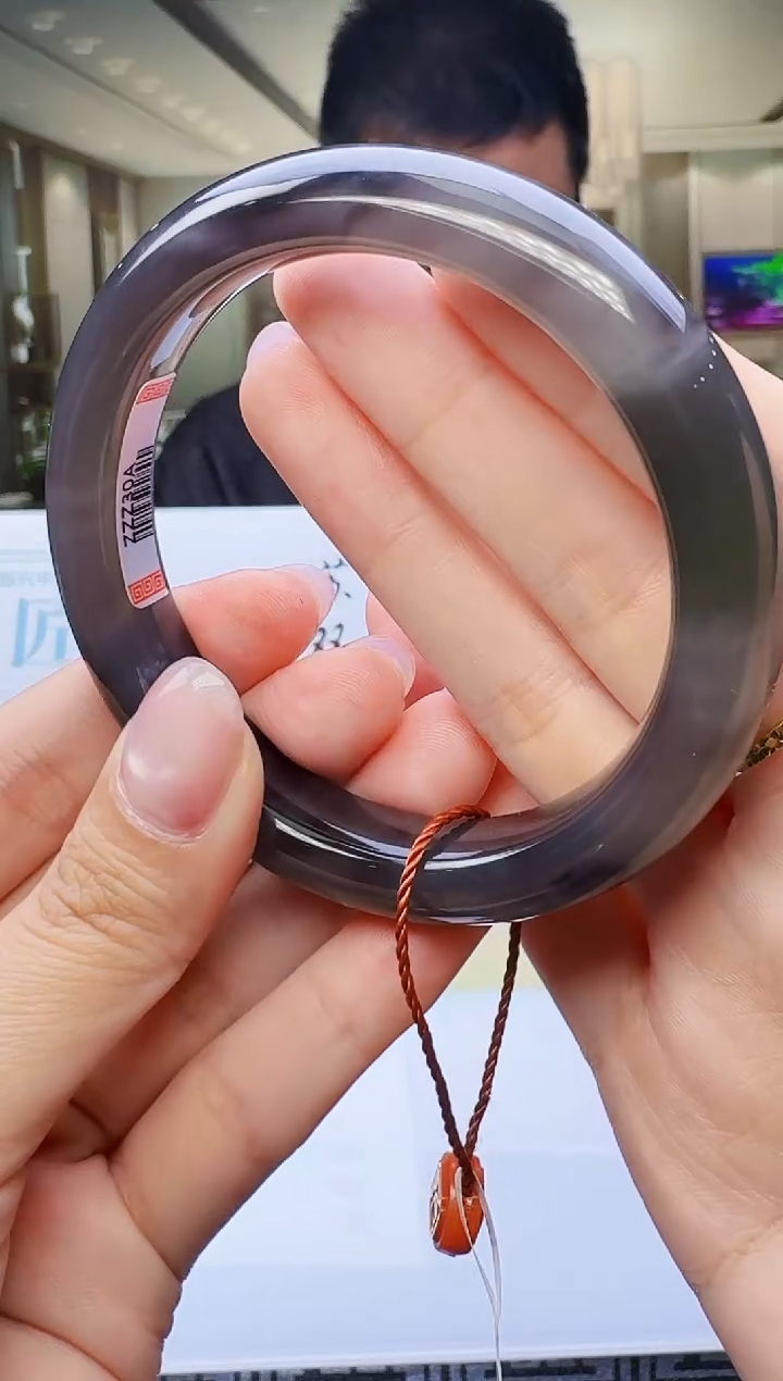 定制和田玉玉届匠心天然和田玉（拍一发一）