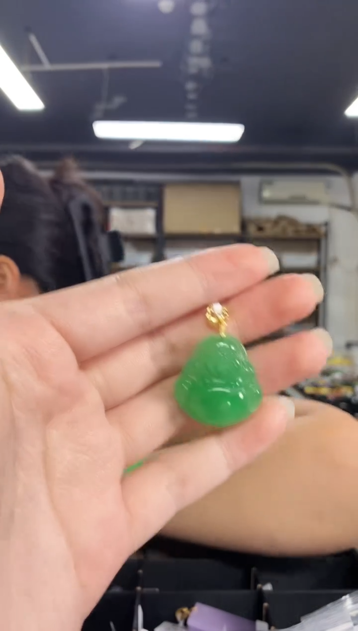 翡翠未镶嵌颈饰闪购链接  多样性发其一颜色微差