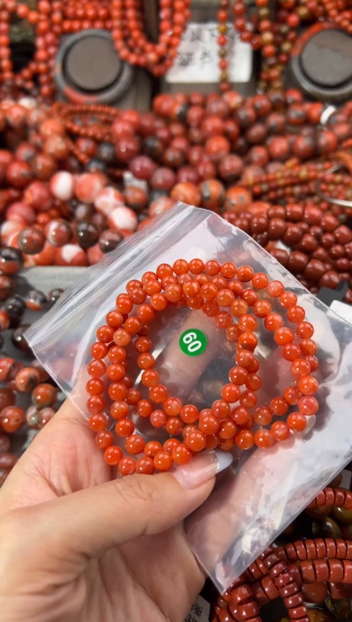 未镶嵌手串南红玛瑙6+