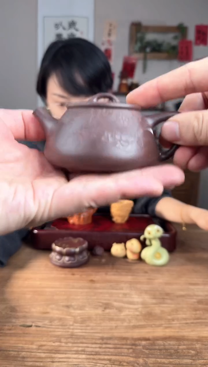 【闪购商品】紫砂茶壶堆龙   平盖底槽清